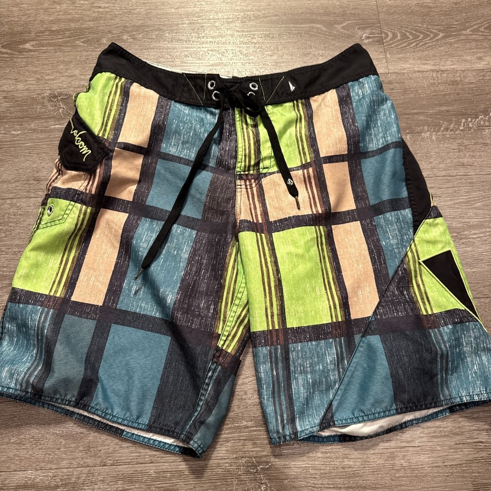 Volcom Boardshorts Mens 34‎ Plaid Swim Trunks Cargo Pockets Beach Surf 11" Adult